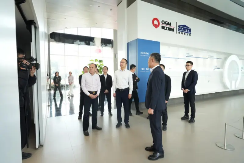 सरकार और उद्यम विकास को बढ़ावा देने के लिए मिलकर काम करते हैं; ऑन-साइट अनुसंधान उद्यमों के दिलों को गर्म करता है।